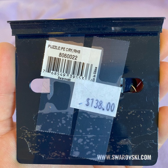 Brand new blue diamond Swarovski earrings - Picture 2 of 2